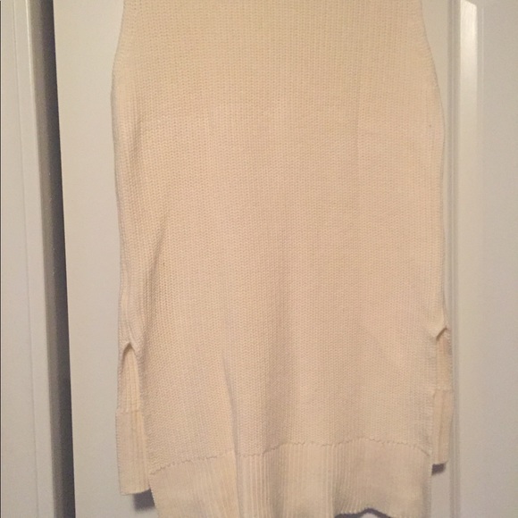 Banana Republic sweater - Picture 3 of 4